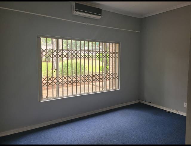 4 BEDROOM HOUSE TO LET IN SAFARI GARDENS